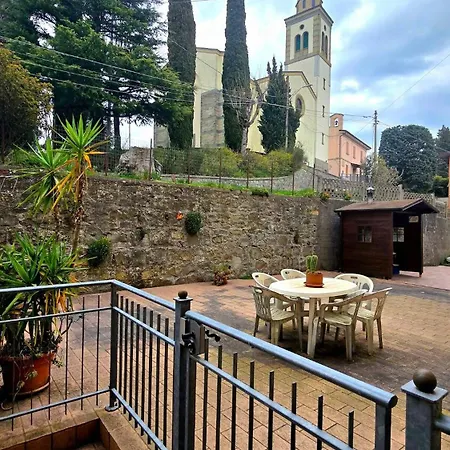 Guest House Pietracolora شقة *